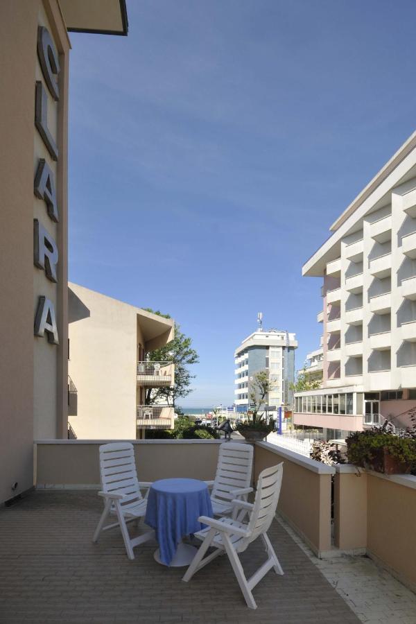 ריצ'יונה Hotel Clara מראה חיצוני תמונה